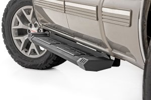 Chevrolet Silverado 2500 HD Running Boards - Rough Country - HD2 Aluminum - Black - '01-'06